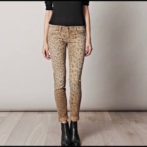 Current/Elliot Leopard Skinny Jeans 24 Super Sexy Stiletto raw hem so hott